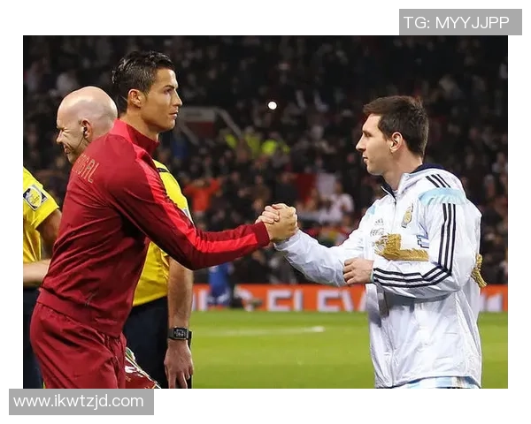 全世界足球明星汇聚一堂 引领新一代足坛风潮与荣耀 全世界足球明星汇聚一堂 引领新一代足坛风潮与荣耀