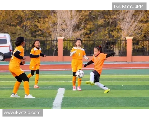 当绿茵遇上奇迹球星附体素材足球点燃无限热血梦想