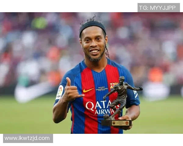 足球传奇小罗是谁 他如何凭借球技征服世界